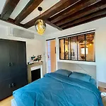 Designer Apartment Tour Saint-Jacques - 1Br 4P
